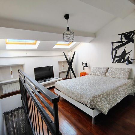 Sophia'S Loft Apartment ปาร์มา ภายนอก รูปภาพ